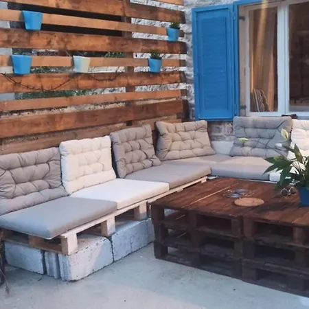 Casa Di Pietra Matelici Divšići